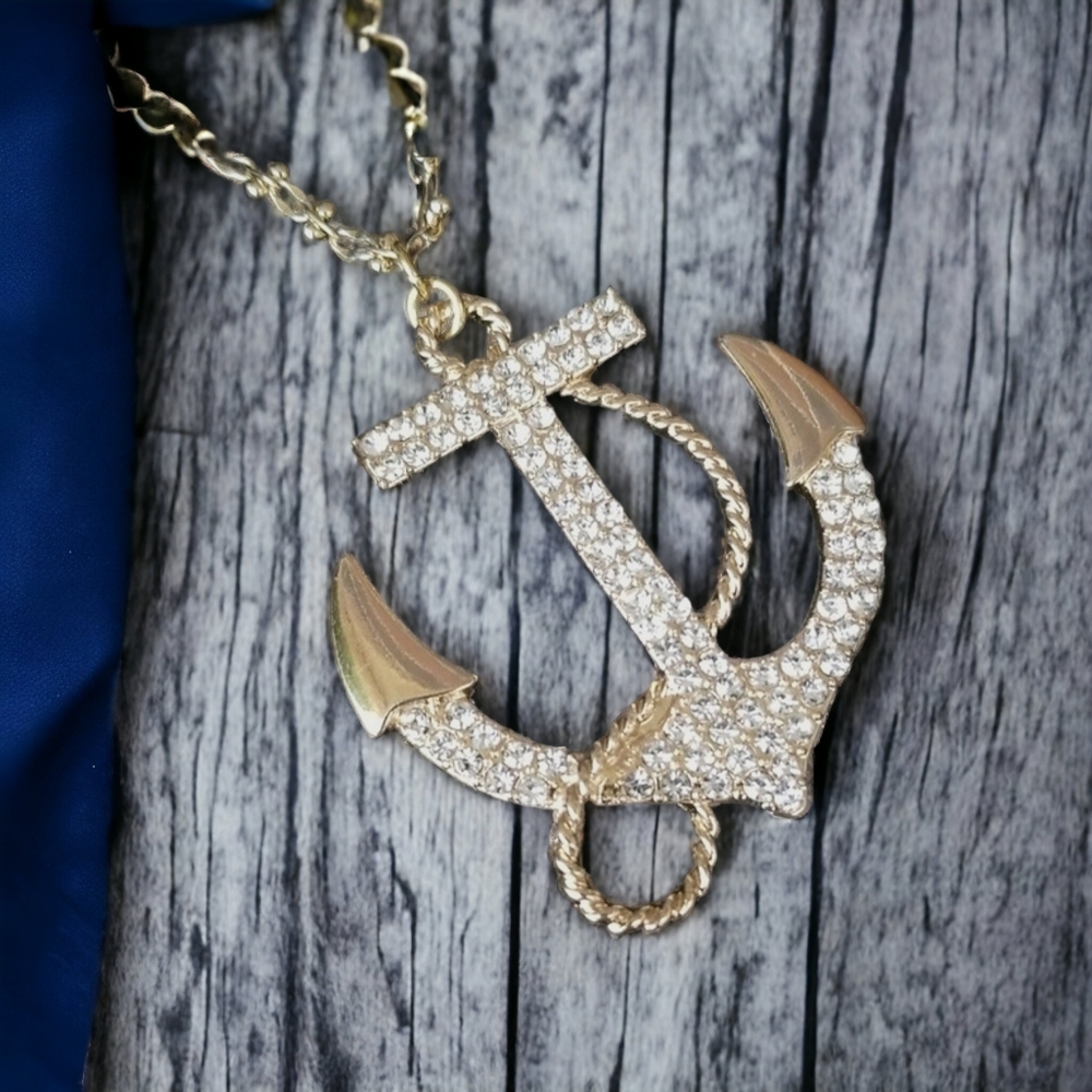 NWT Hand Crafted Rhinestone Anchor Pendant Goldtone Finish Necklace - Picture 5 of 12